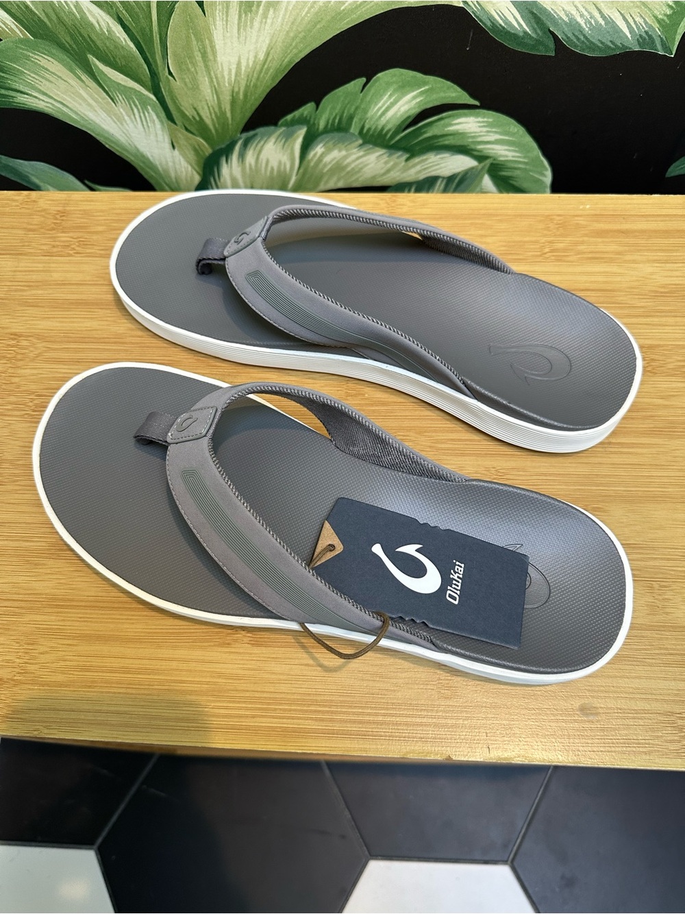 OluKai Leeward Graphite Grey Flip Flop